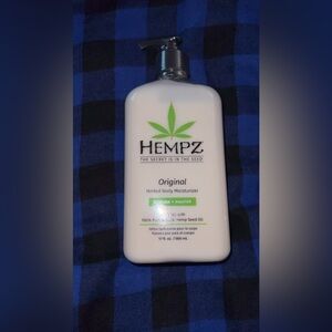 Hempz lotion (Sealed-NEW)